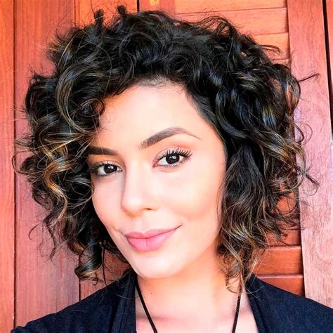 small curly hair|35 Short Curly Hair Styles for Every Single Curl Pattern .